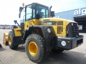 Komatsu WA250-5H WA250PT-5H Wheel Loader Repair Shop Manual