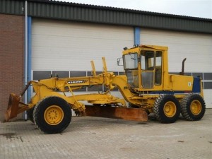 Komatsu GD670 Series GD672A-1 Manual