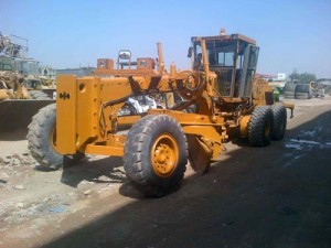 Komatsu GD705A-4 Manual