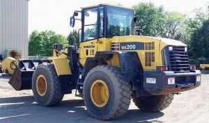 Komatsu WA200-5L WA200PT-5L Manual