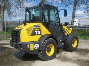 Komatsu WA70-6 Manual