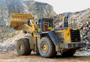 Komatsu WA900-3 Manual