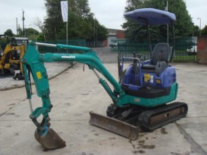 Komatsu PC15MR-1 Manual