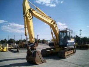 Komatsu PC200-3 PC200LC-3 Manual