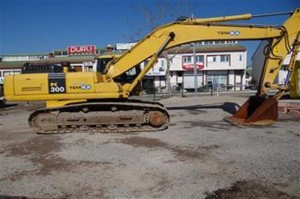 Komatsu PC300-7E0 PC300LC-7E0 Manual