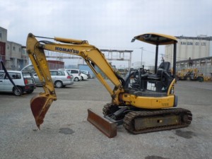 Komatsu PC30MR-3 Manual