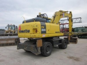 Komatsu PW200-7K Manual